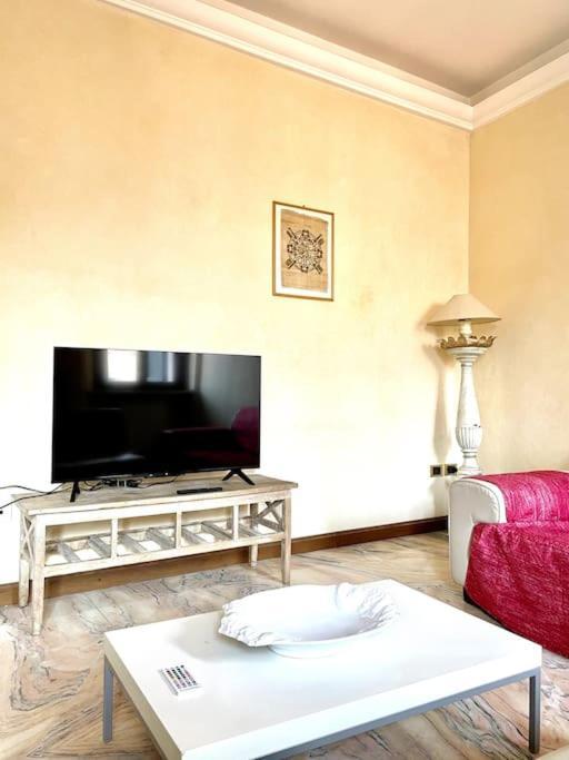 Apartment Under The Basilica Of Sant'Andrea Mantova Ngoại thất bức ảnh