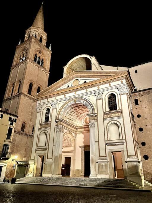 Apartment Under The Basilica Of Sant'Andrea Mantova Ngoại thất bức ảnh