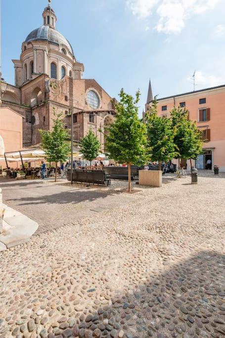 Apartment Under The Basilica Of Sant'Andrea Mantova Ngoại thất bức ảnh