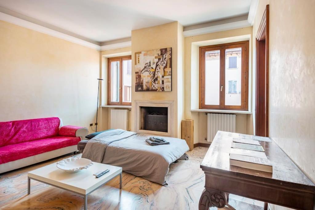 Apartment Under The Basilica Of Sant'Andrea Mantova Ngoại thất bức ảnh
