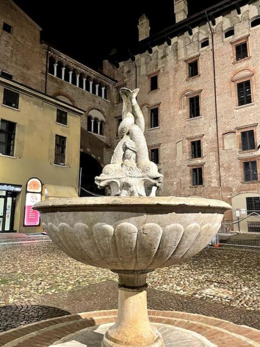Apartment Under The Basilica Of Sant'Andrea Mantova Ngoại thất bức ảnh
